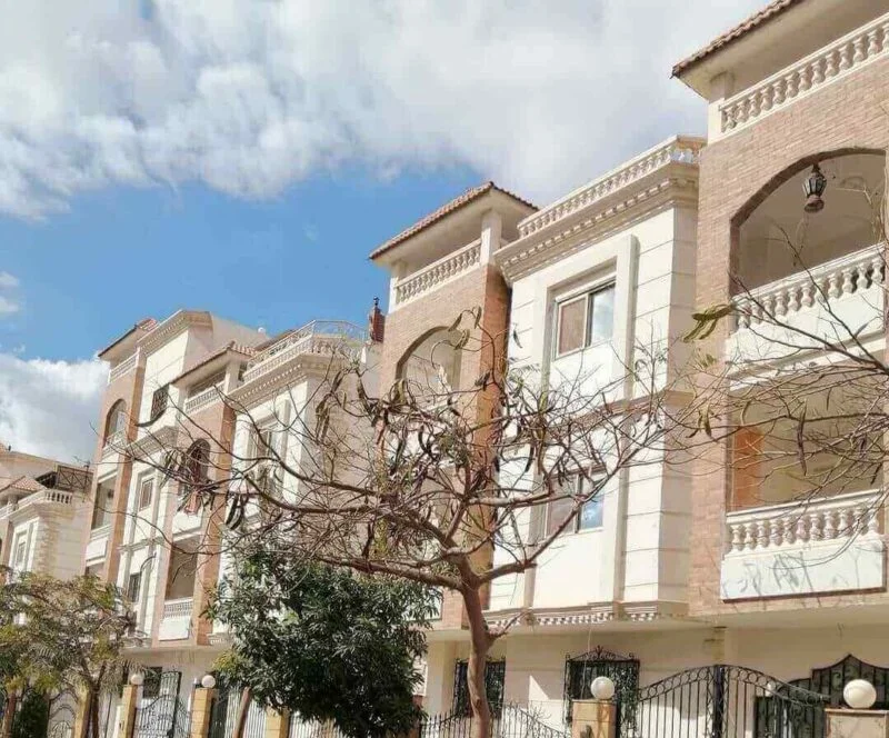 كمبوند فيالي ريزيدنس العبور